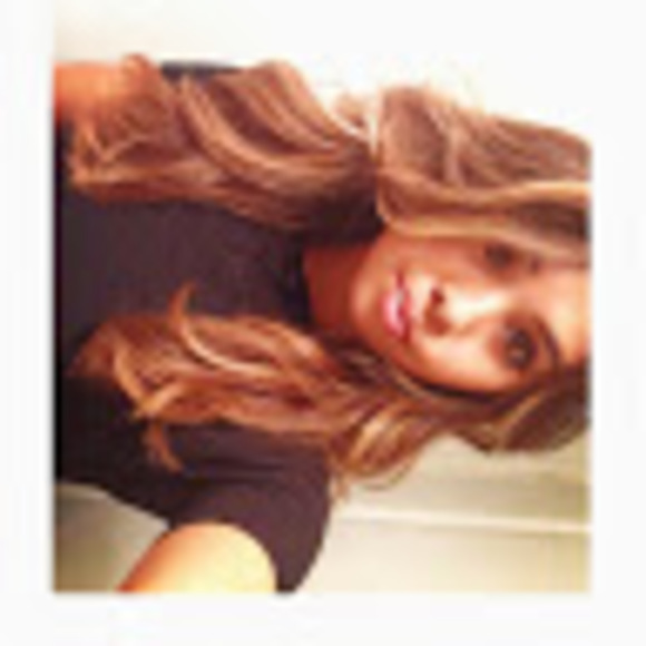 Meet your Posher, Nikki - Picture 1 of 1